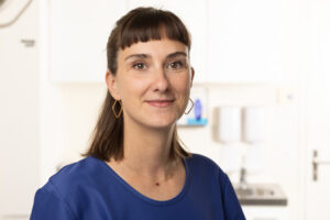 Image of Online Vet Training instructor Deborah Rohner