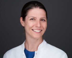 Image of Online Vet Training instructor Nicole Willems