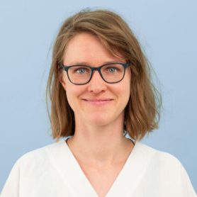 Image of Online Vet Training instructor Nora Schreiber